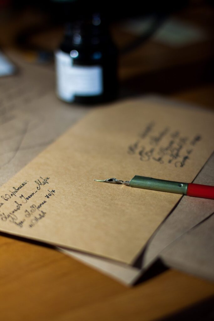 Mustertexte und Vorlagen für den Briefumschlag bei einem Kondolenzschreiben